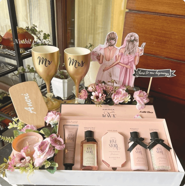 Customized Brides Maid Gifts